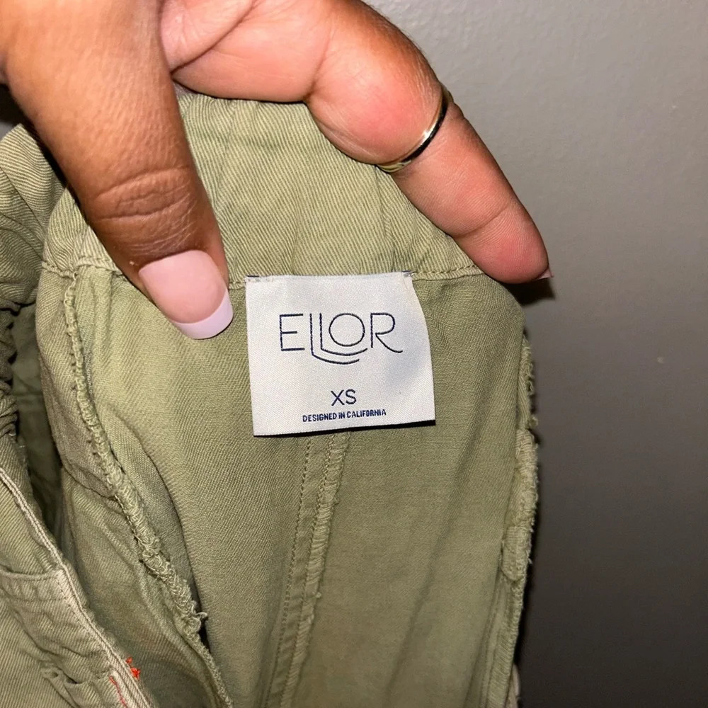 Ellor shorts - light green 100% cotton twill casual walking shorts - Picture 6 of 10
